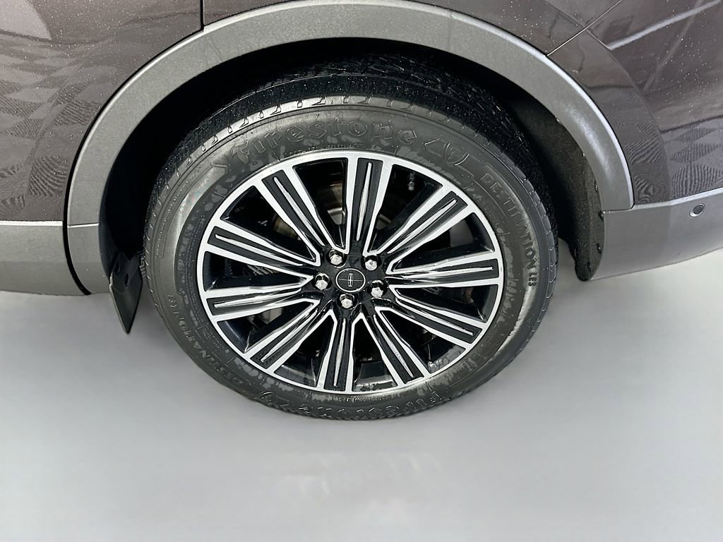 Used 2017 Lincoln MKX Black Label w/ Driver Assistance Package image 32