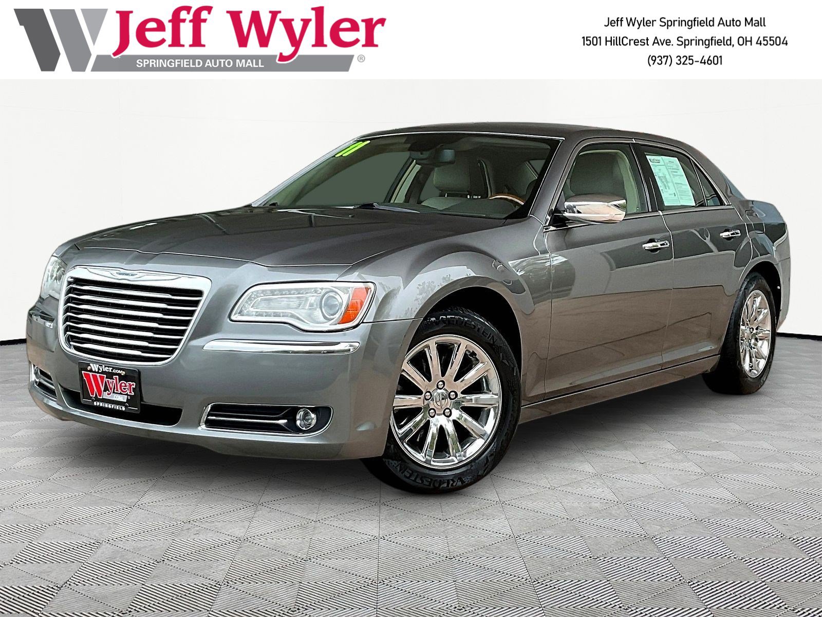 Used 2011 Chrysler 300 C