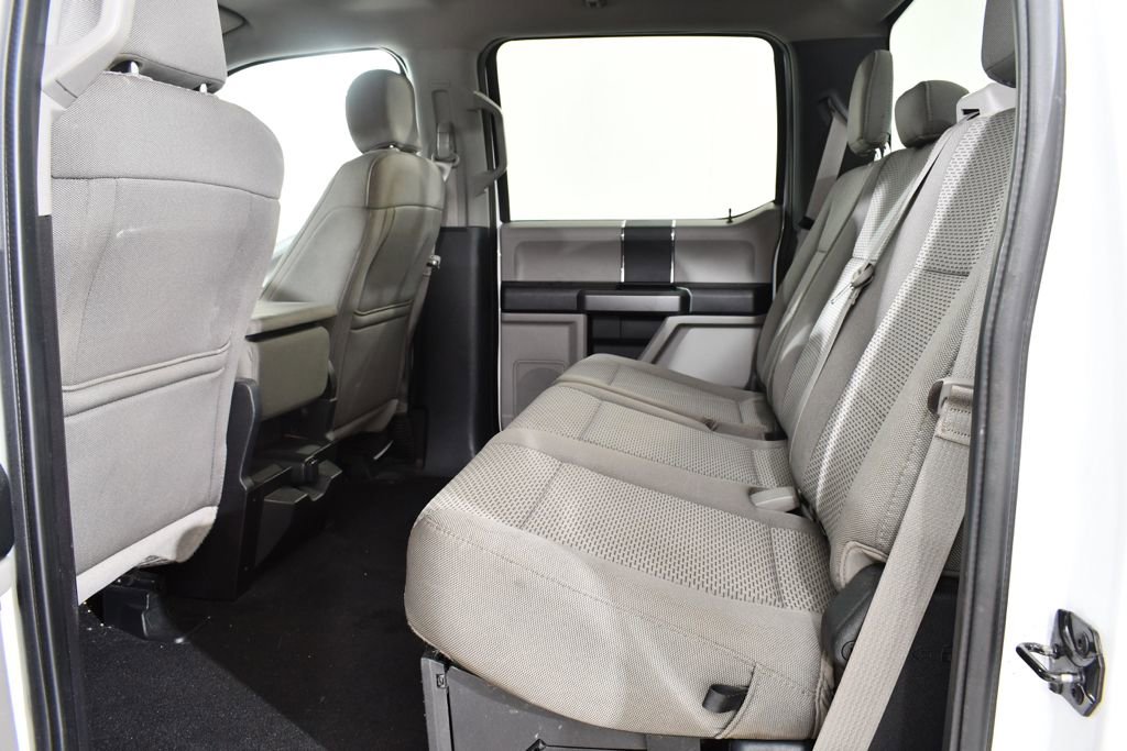 Used 2019 Ford F250 XLT w/ Snow Plow Prep Package image 16