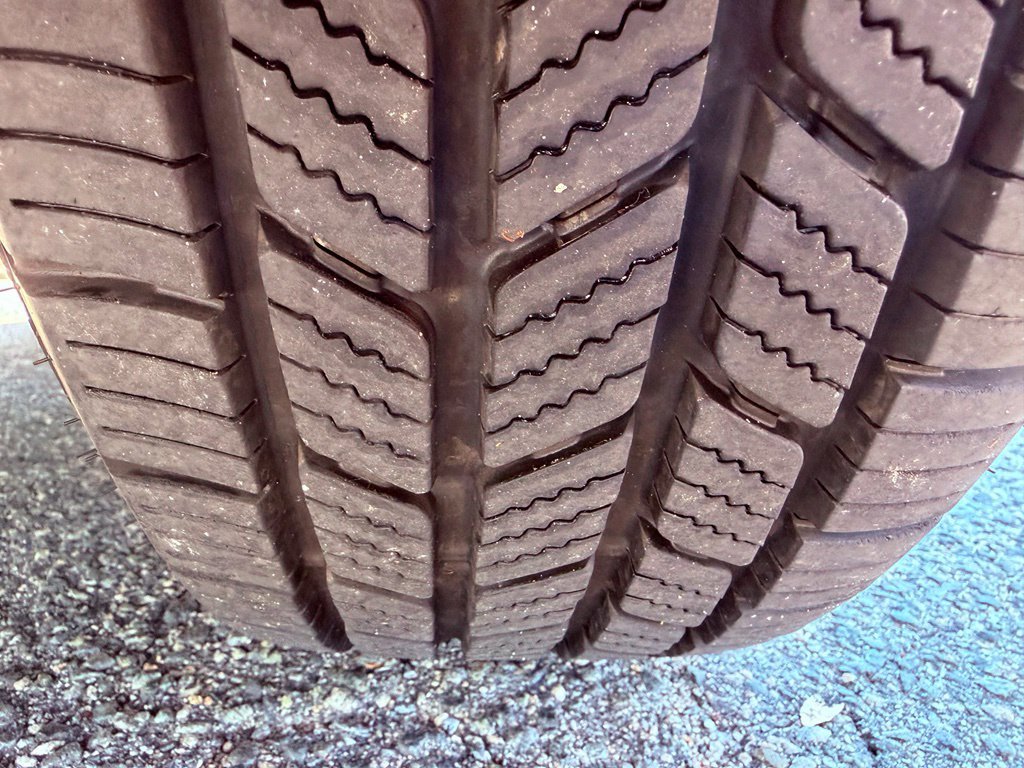 Used 2021 Toyota RAV4 LE FWD image 16