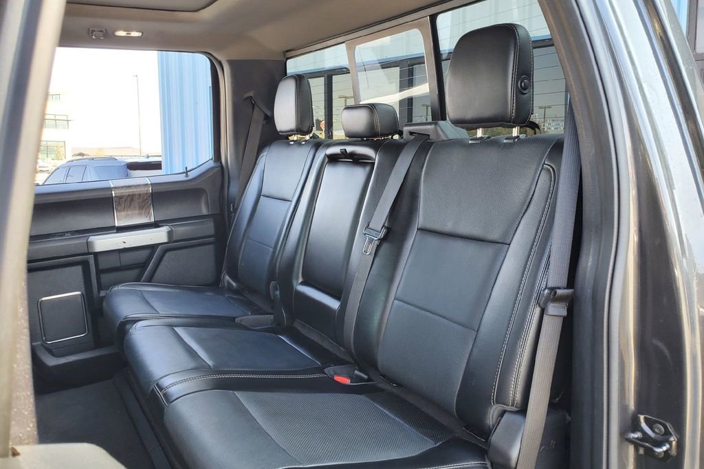 Used 2017 Ford F250 Lariat w/ Lariat Ultimate Package AWD/4WD image 29