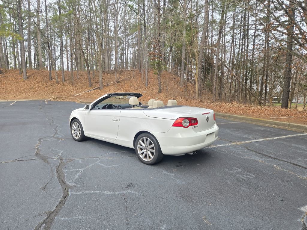 Used 2008 Volkswagen Eos 2.0T image 12