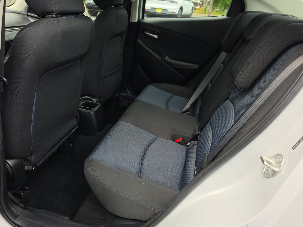 Used 2019 Toyota Yaris LE FWD image 16