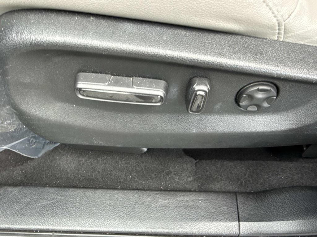 Used 2019 Honda CR-V EX-L image 26