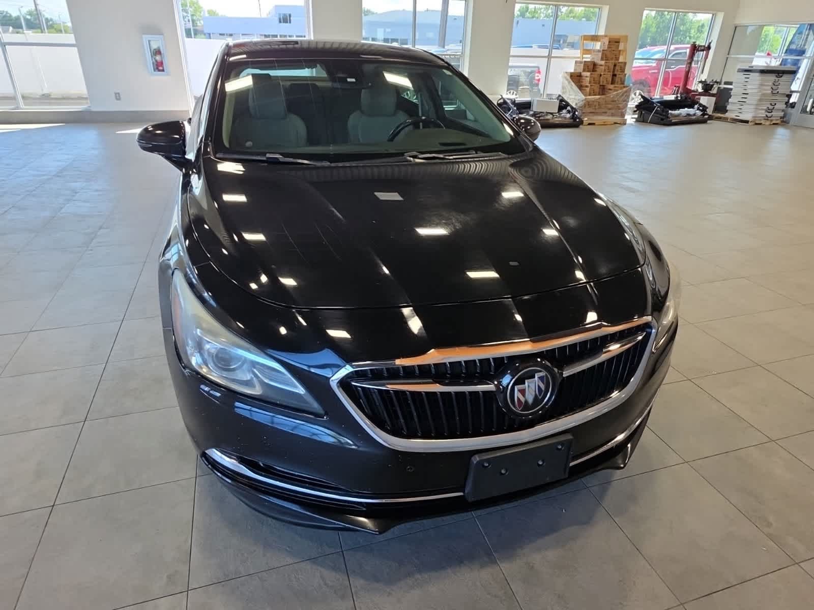 Used 2018 Buick LaCrosse Premium w/ Driver Confidence Package #2 FWD image 3