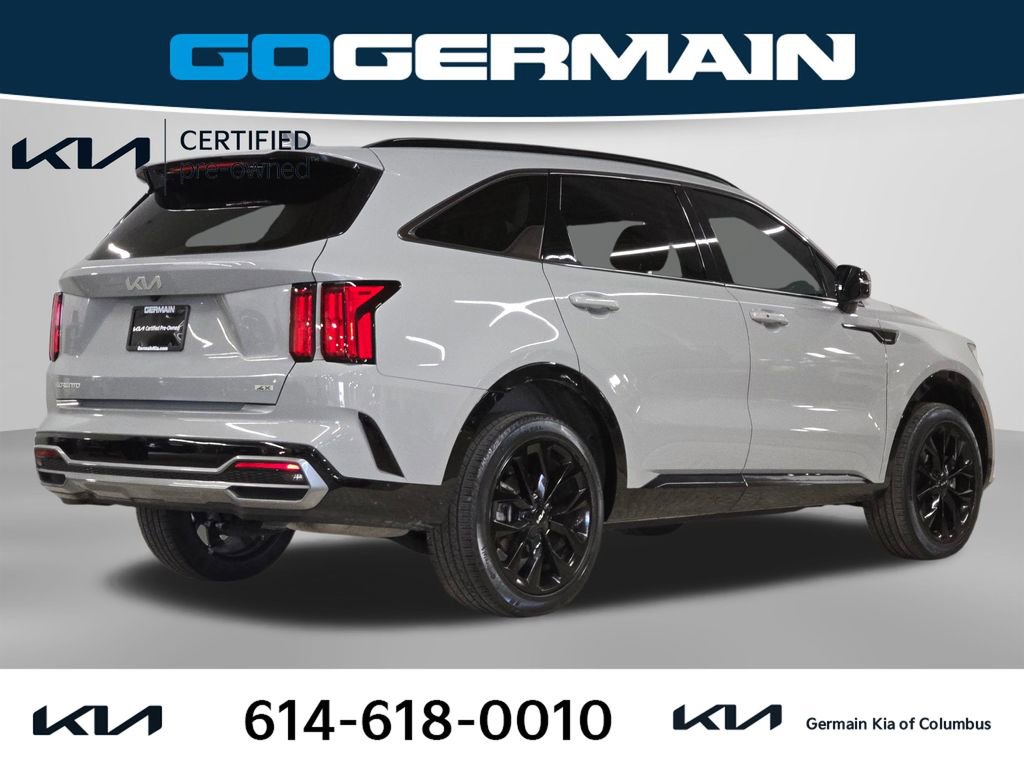 Certified 2023 Kia Sorento SX image 9