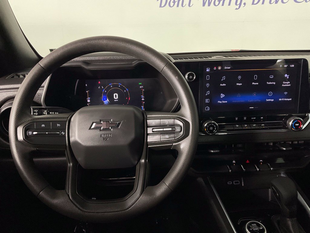 Used 2023 Chevrolet Colorado Trail Boss AWD/4WD image 17