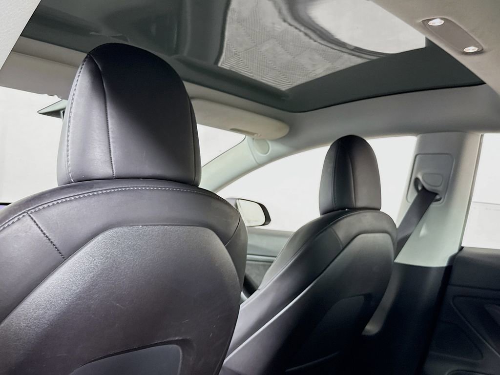 Used 2018 Tesla Model 3 Long Range image 28