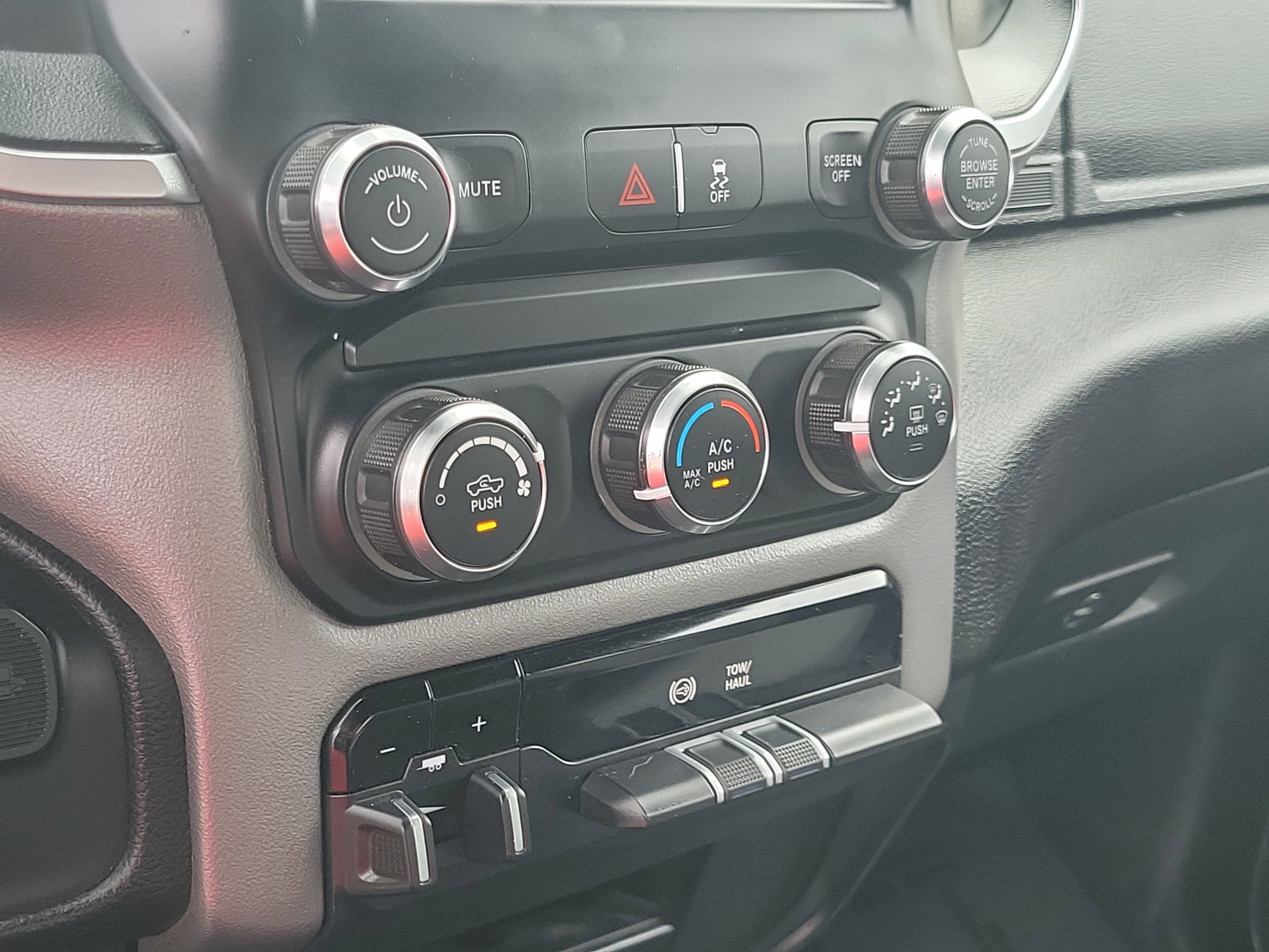 Used 2024 RAM 2500 Big Horn image 39