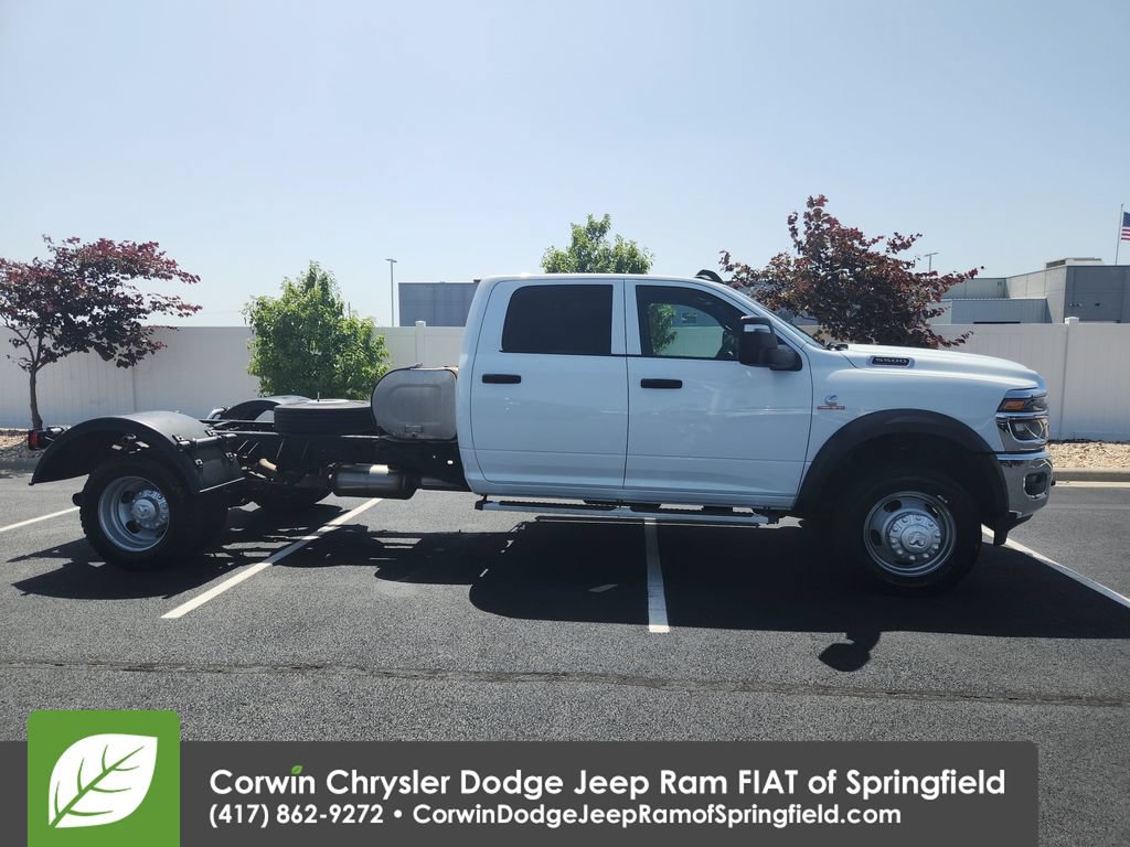 Used 2025 RAM 5500 Tradesman AWD/4WD image 9