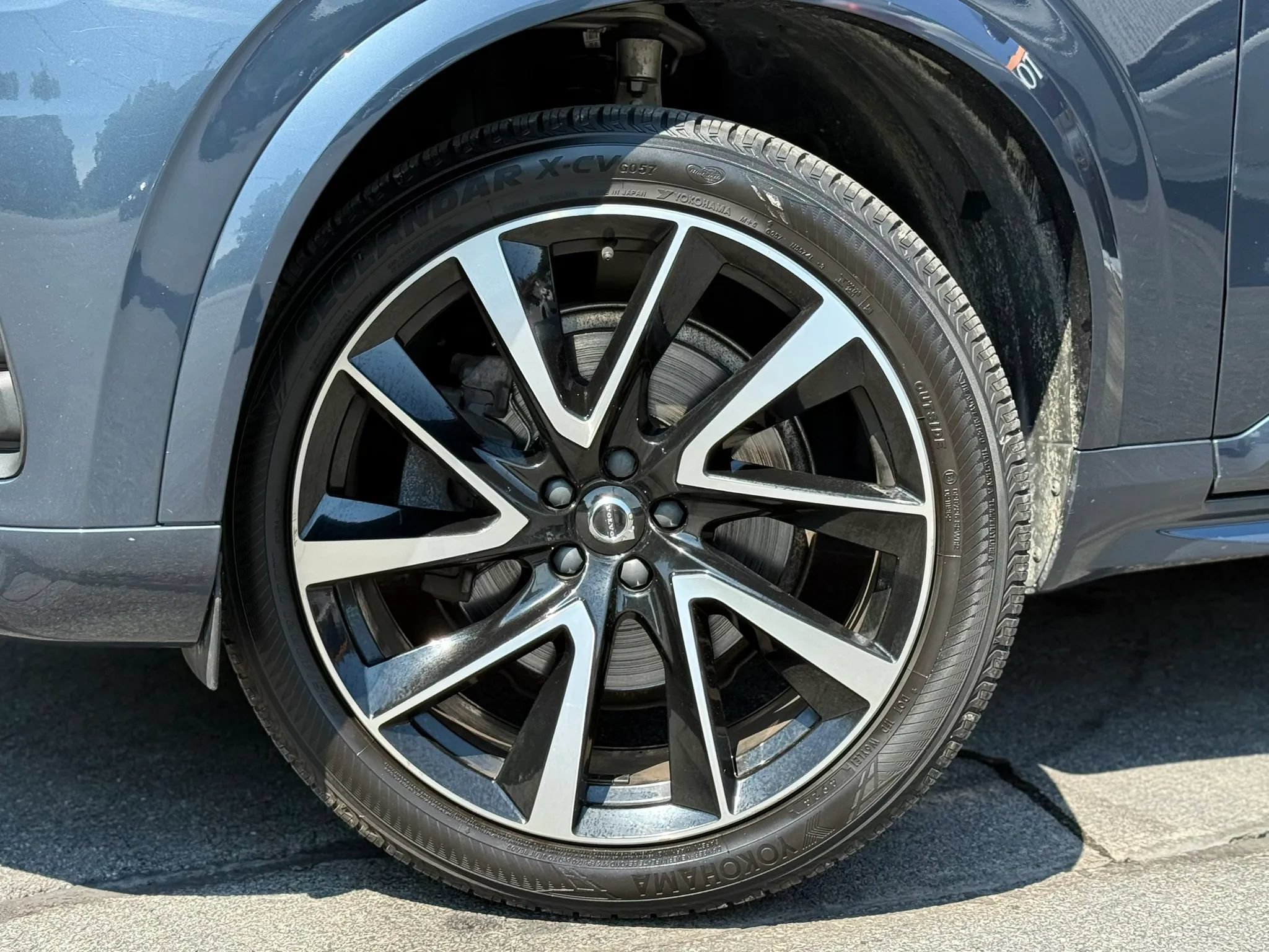 Used 2022 Volvo XC90 T6 Momentum w/ Advanced Package AWD/4WD image 61