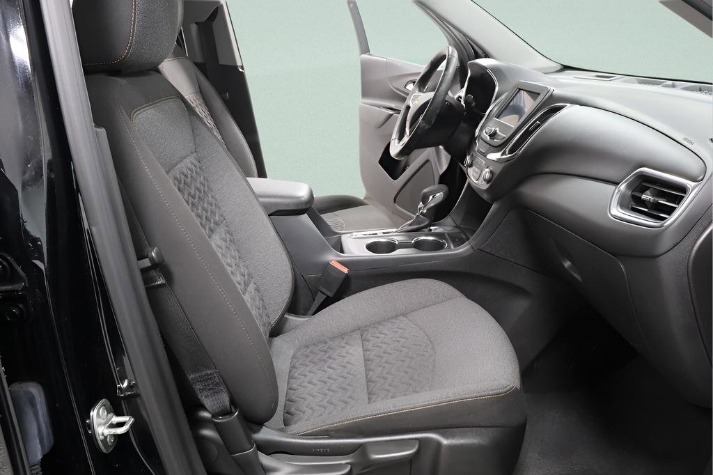 Used 2024 Chevrolet Equinox LT image 25