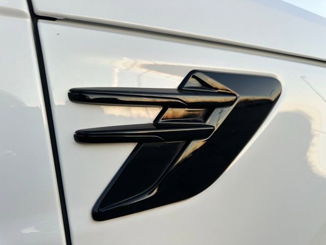 Used 2020 Land Rover Range Rover Sport HST image 12