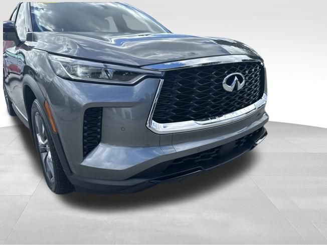 Used 2024 INFINITI QX60 Luxe w/ Vision Package FWD image 12
