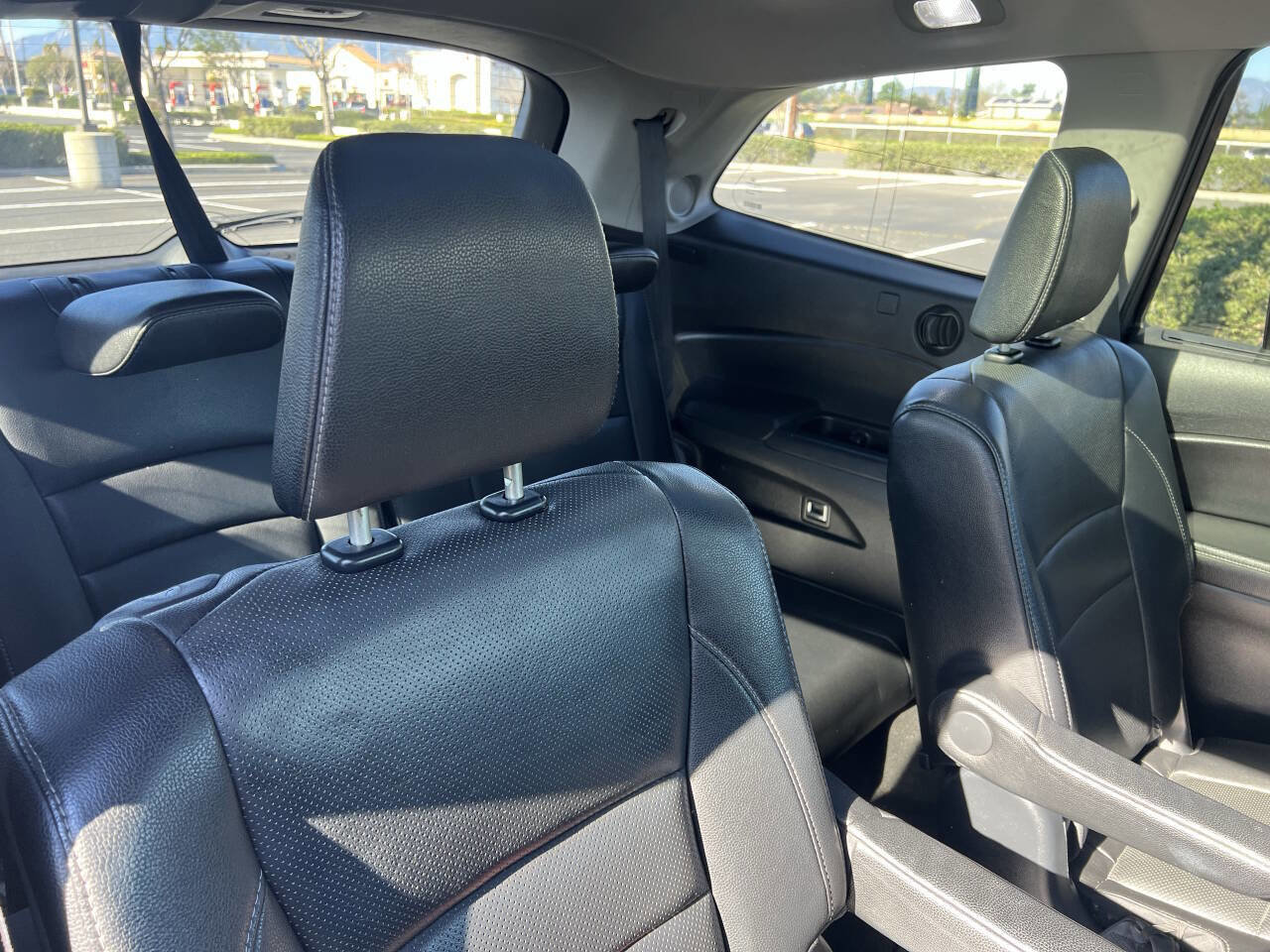 Used 2016 Honda Pilot Elite image 17