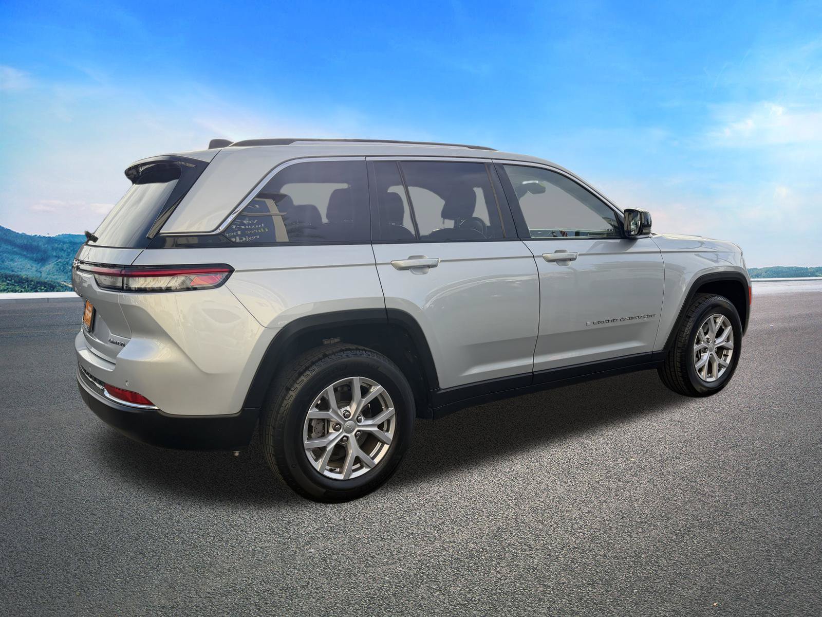 Used 2022 Jeep Grand Cherokee Limited RWD image 12
