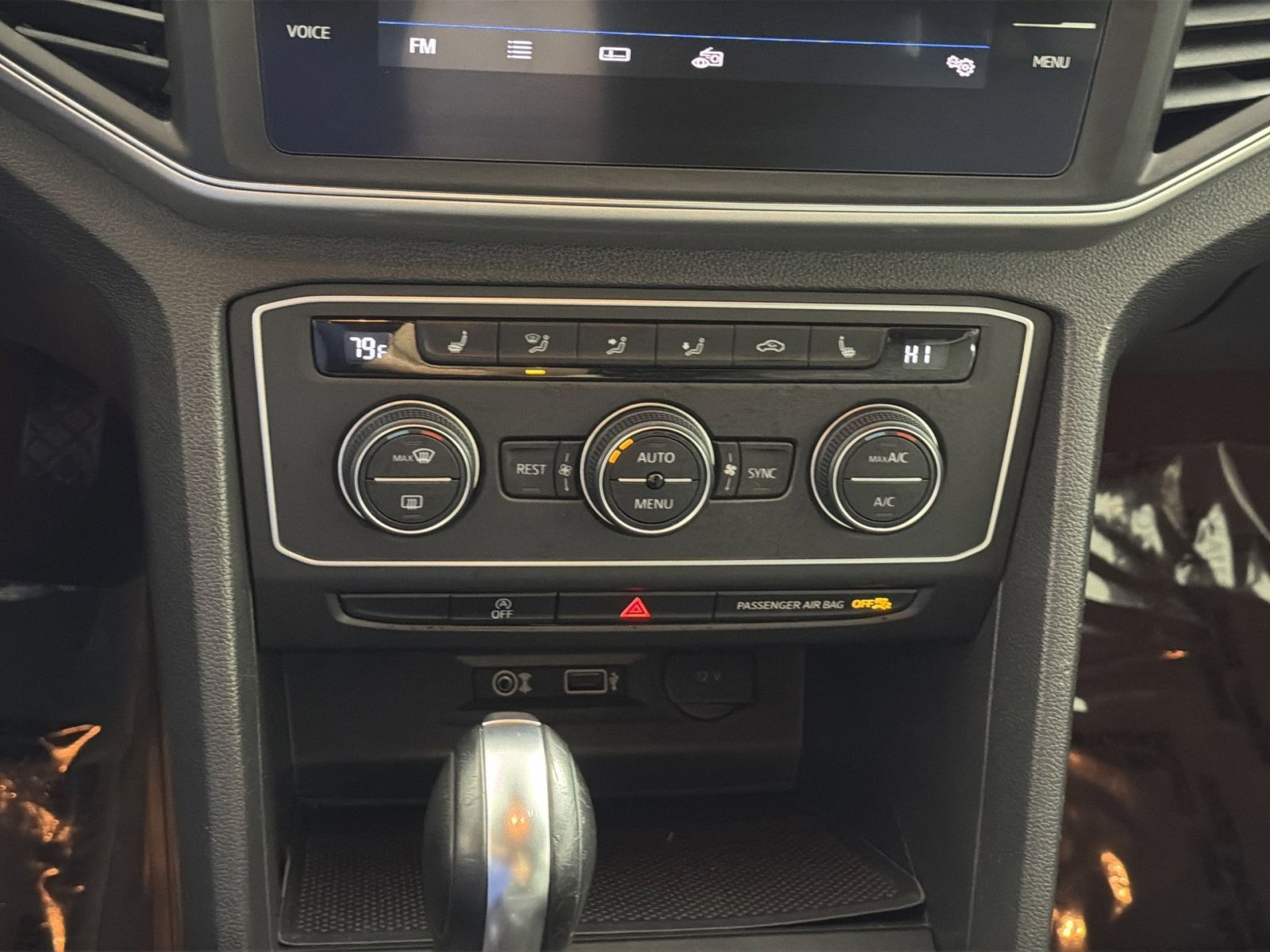 Used 2019 Volkswagen Atlas SE w/ Towing Package image 19