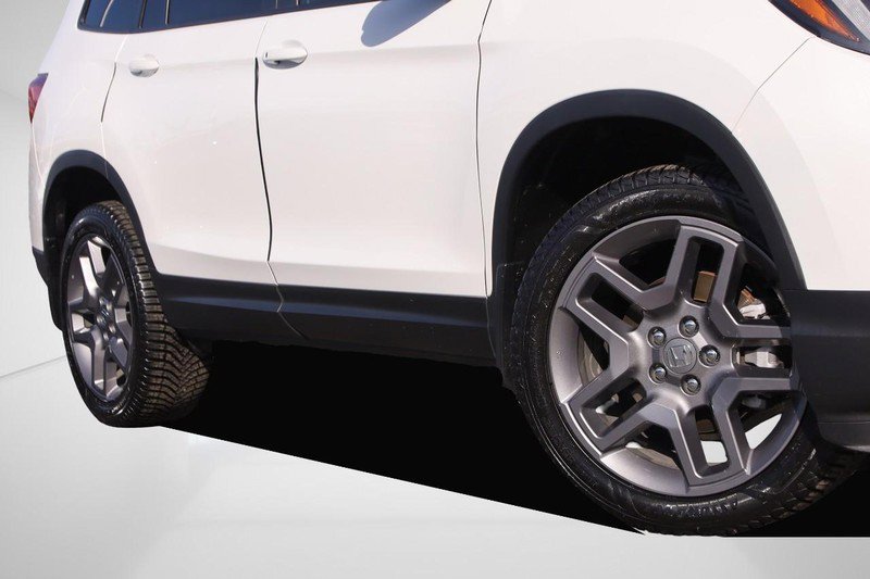 Used 2022 Honda Passport EX-L image 3