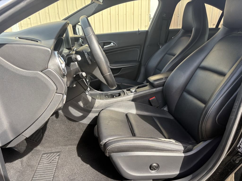 Used 2018 Mercedes-Benz CLA 250 image 12