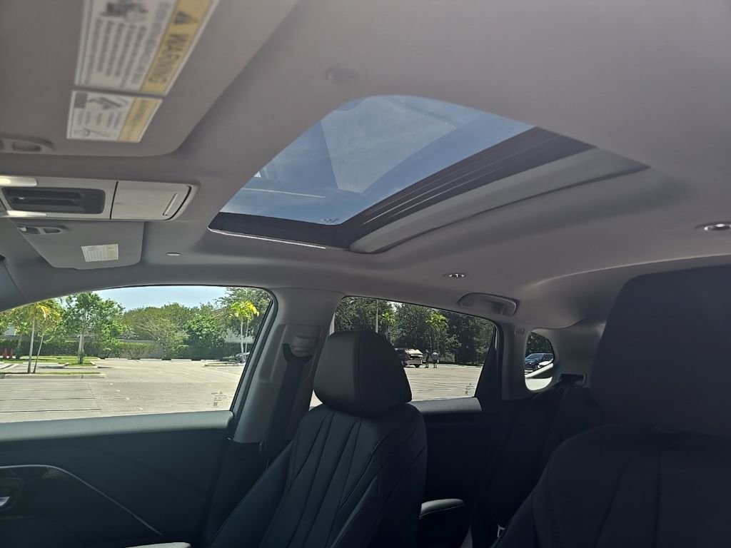 Used 2025 Acura ADX FWD image 23