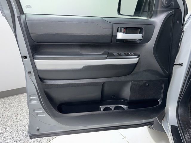 Used 2019 Toyota Tundra Limited w/ Limited Premium Package image 11