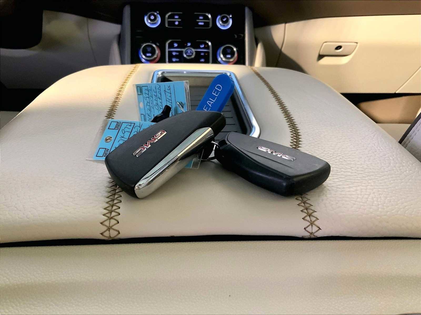 Used 2022 GMC Yukon Denali w/ Max Trailering Package image 21