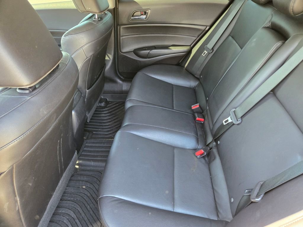Used 2016 Acura ILX FWD image 7