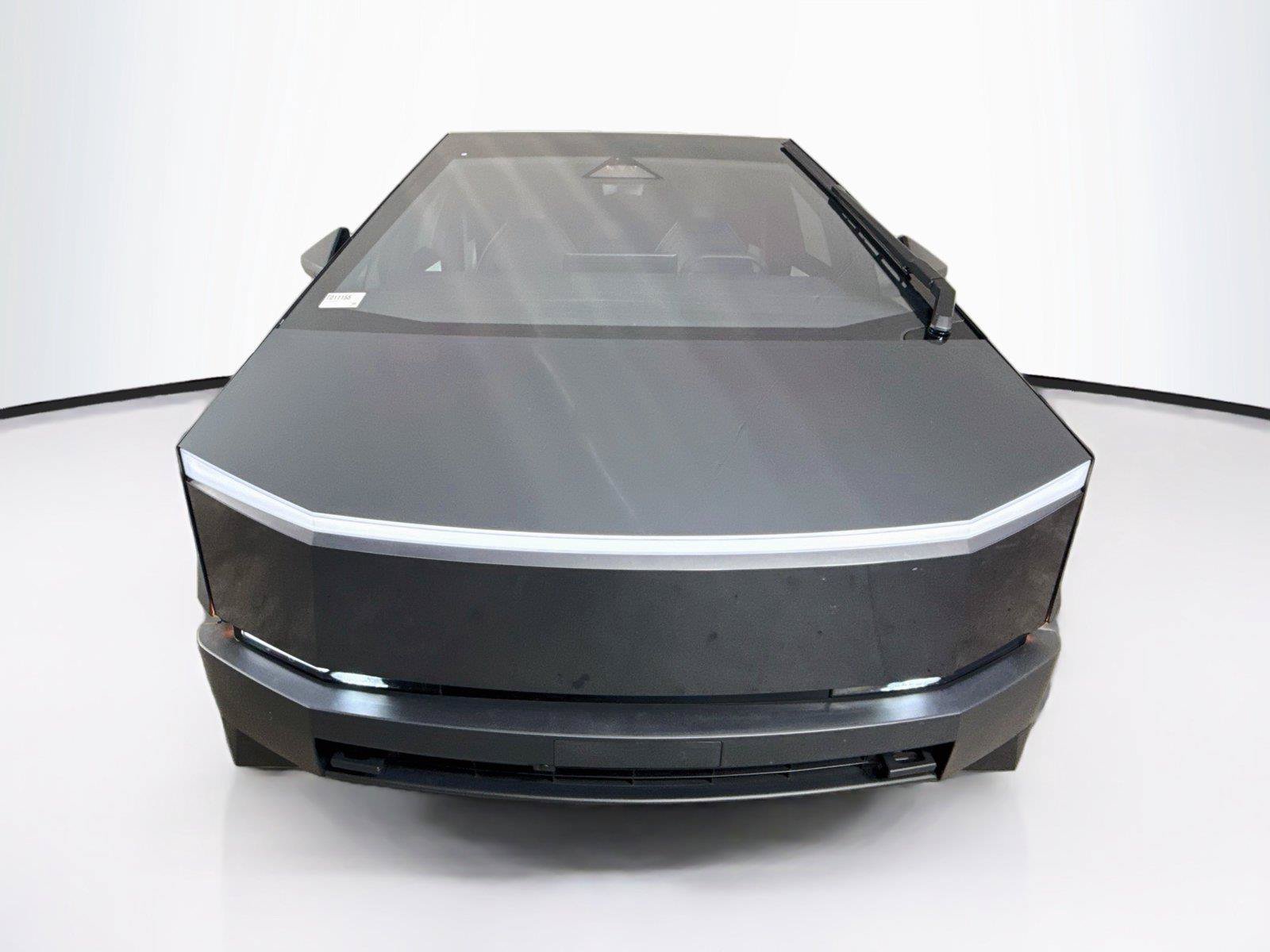 Used 2024 Tesla Cybertruck AWD Crew Cab image 8
