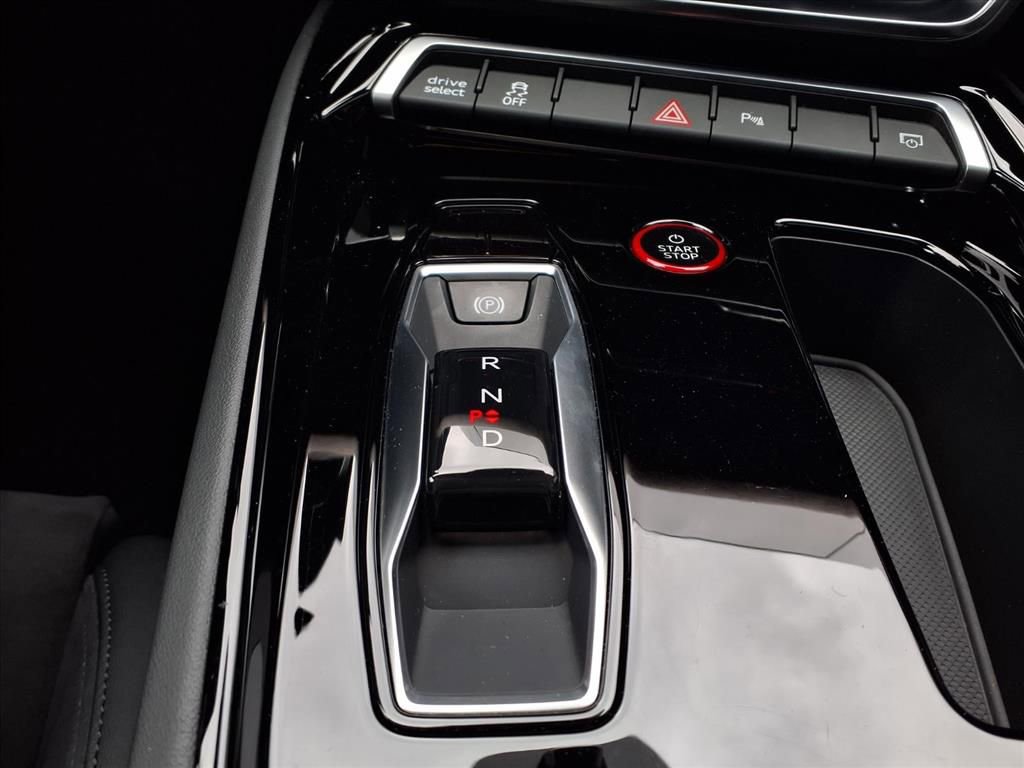 Used 2023 Audi e-tron GT Premium Plus image 16