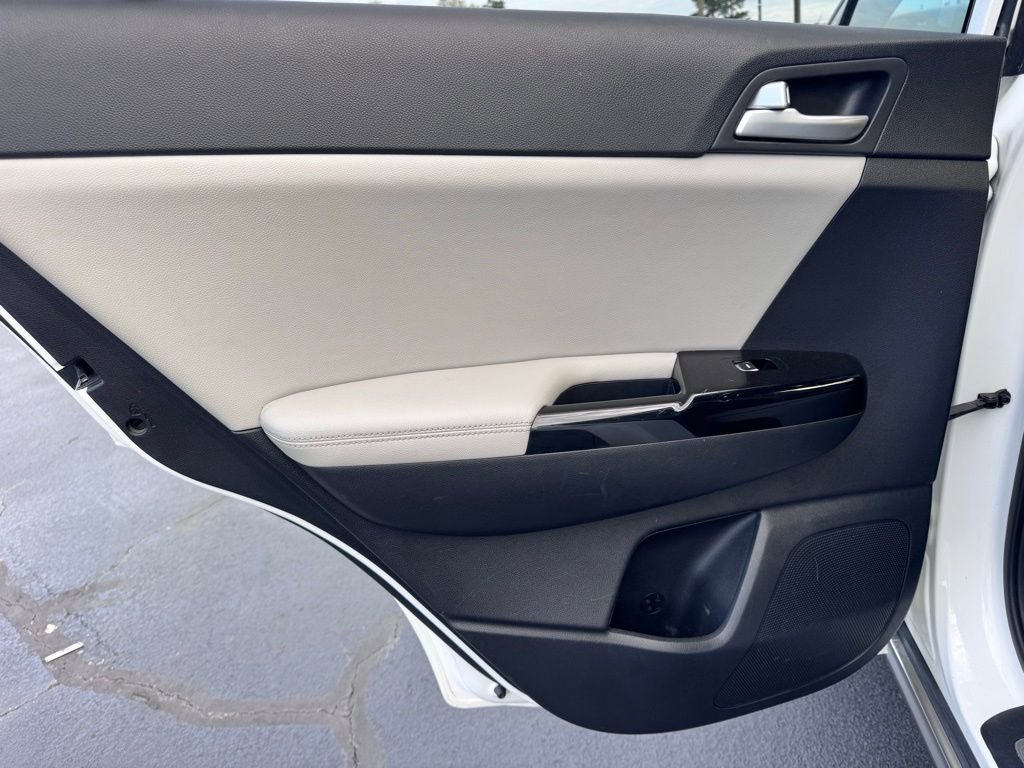 Used 2019 Kia Sportage EX w/ EX Sport Appearance Package image 26