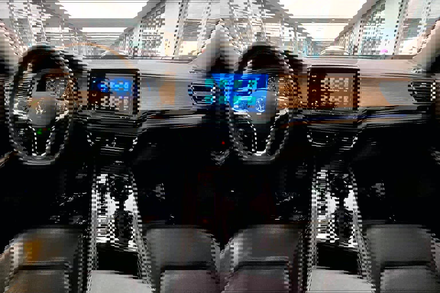 Used 2024 Volkswagen Atlas SEL image 21