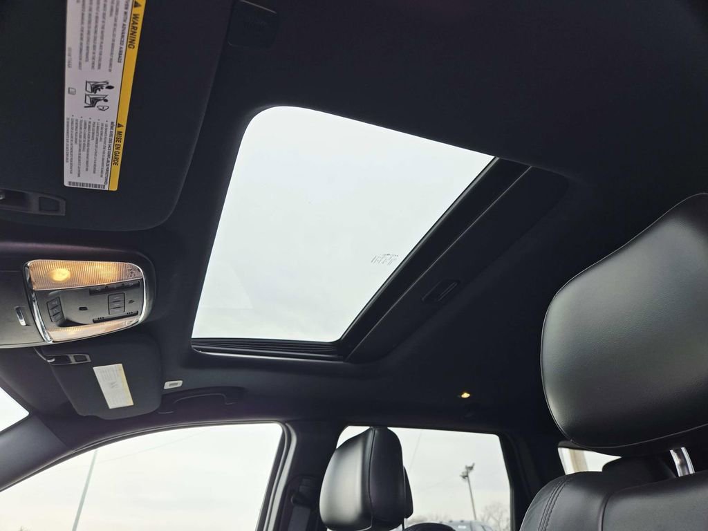 Used 2020 Jeep Grand Cherokee Altitude image 9