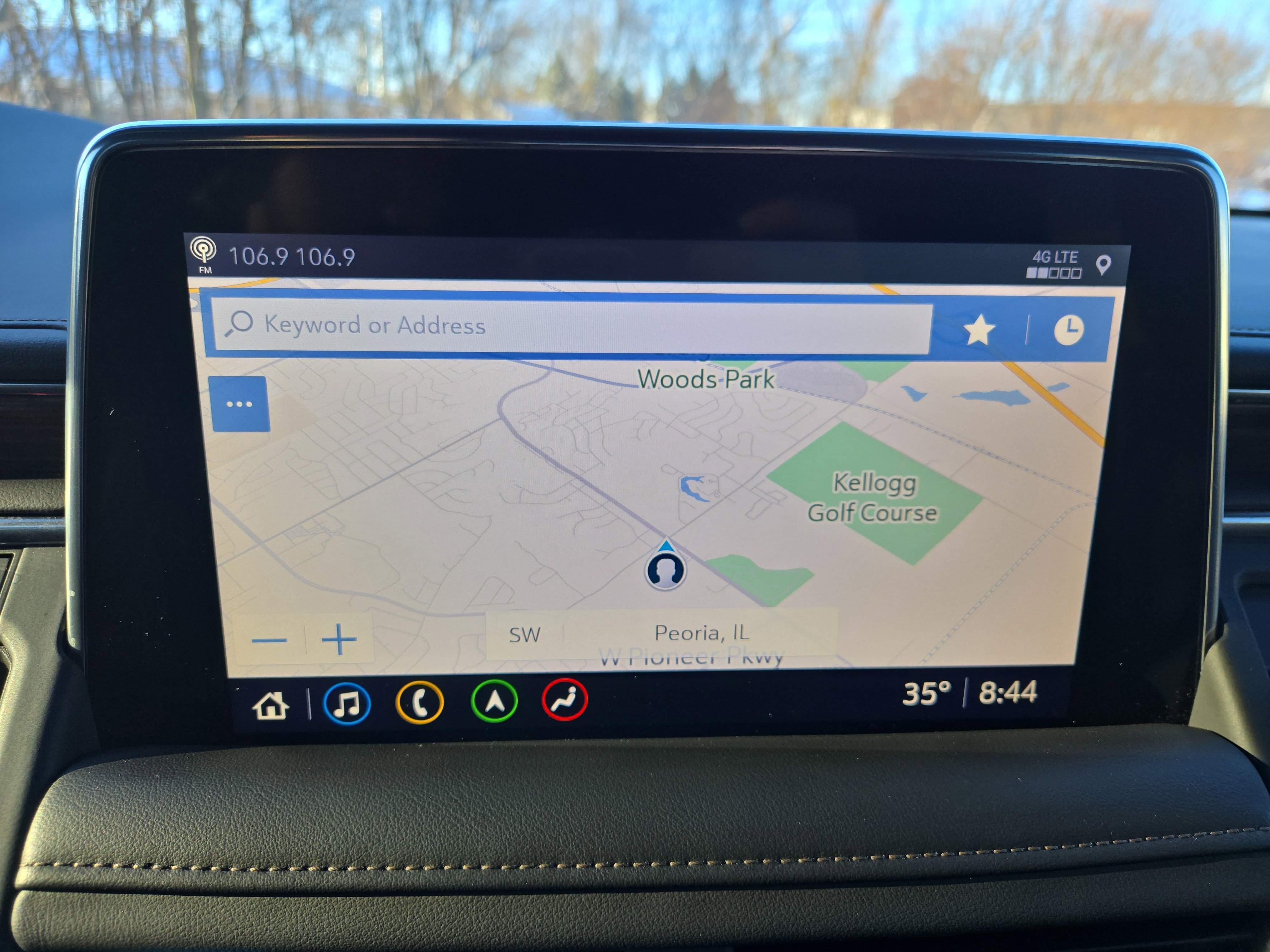 Used 2021 Chevrolet Tahoe High Country w/ Premium Package image 19