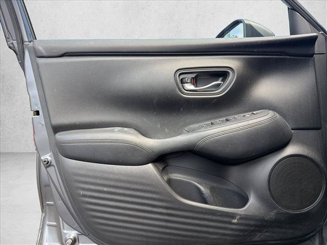 Used 2023 Honda HR-V LX image 10