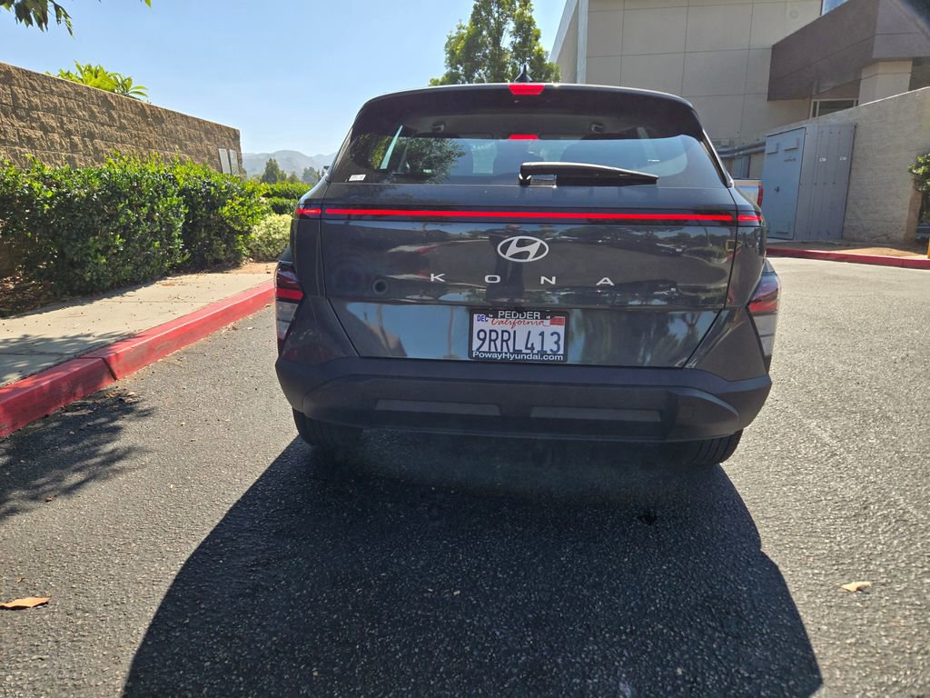 Certified 2026 Hyundai Kona SE FWD image 7