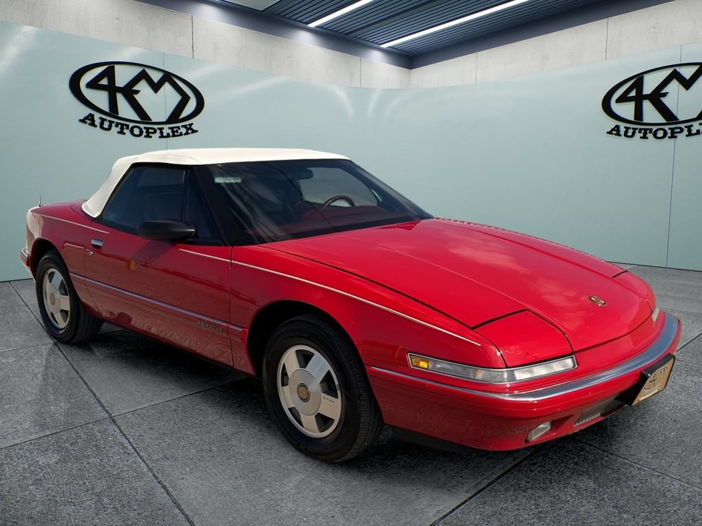 Used 1990 Buick Reatta Convertible FWD image 1