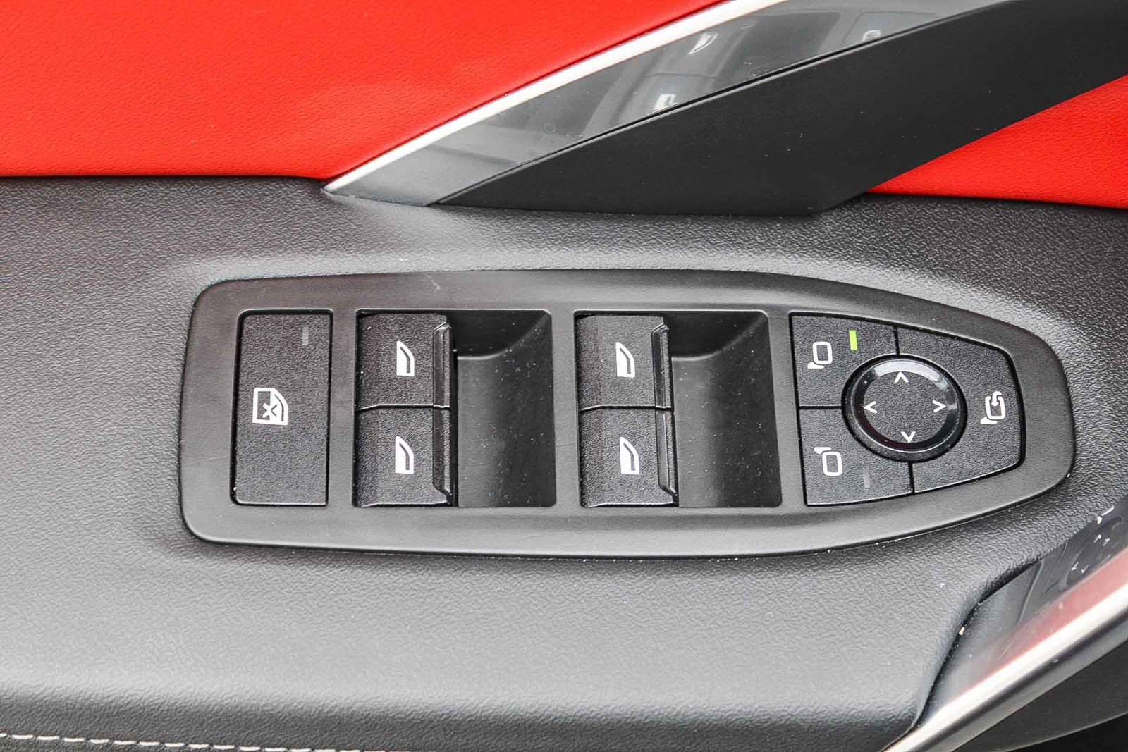 Used 2025 BMW X2 xDrive28i image 20