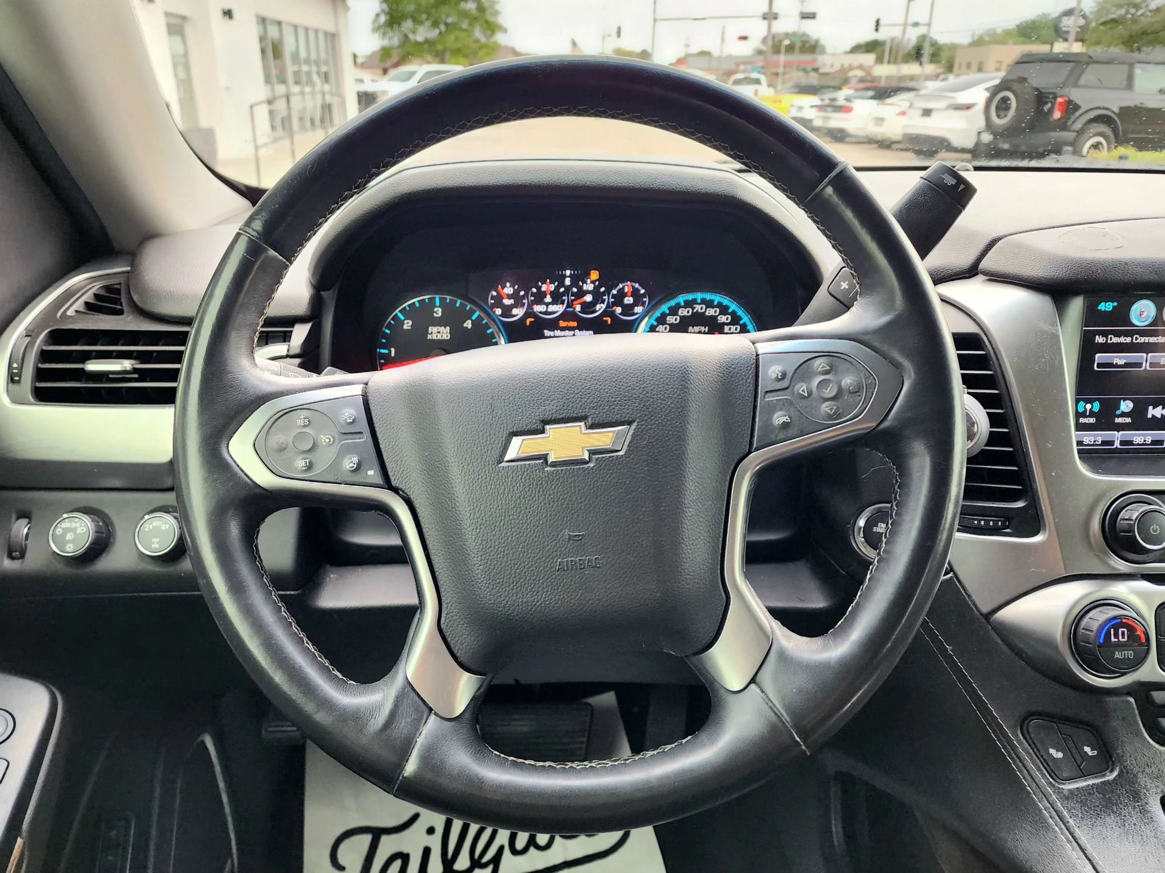Used 2017 Chevrolet Suburban LT AWD/4WD image 22