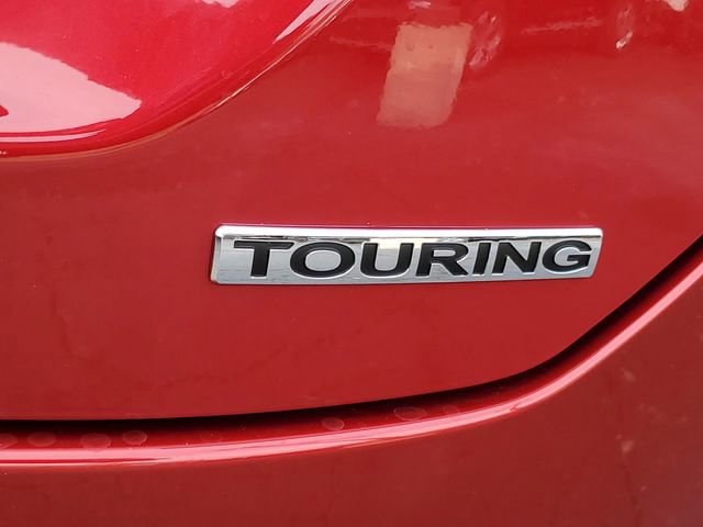 New 2025 Honda Pilot Touring image 7