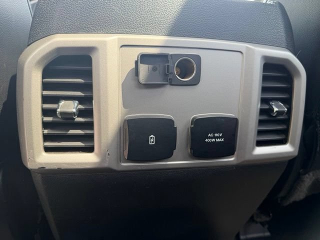 Used 2019 Ford F250 Lariat w/ Lariat Ultimate Package AWD/4WD image 31