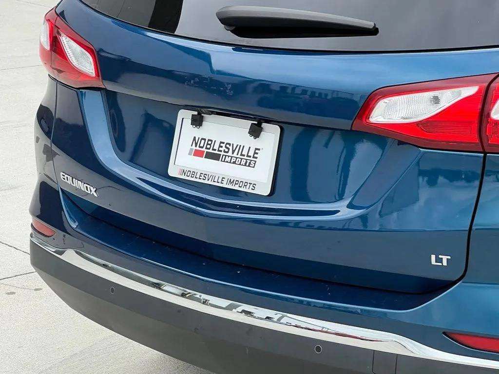 Used 2019 Chevrolet Equinox LT w/ Driver Convenience Package FWD image 30