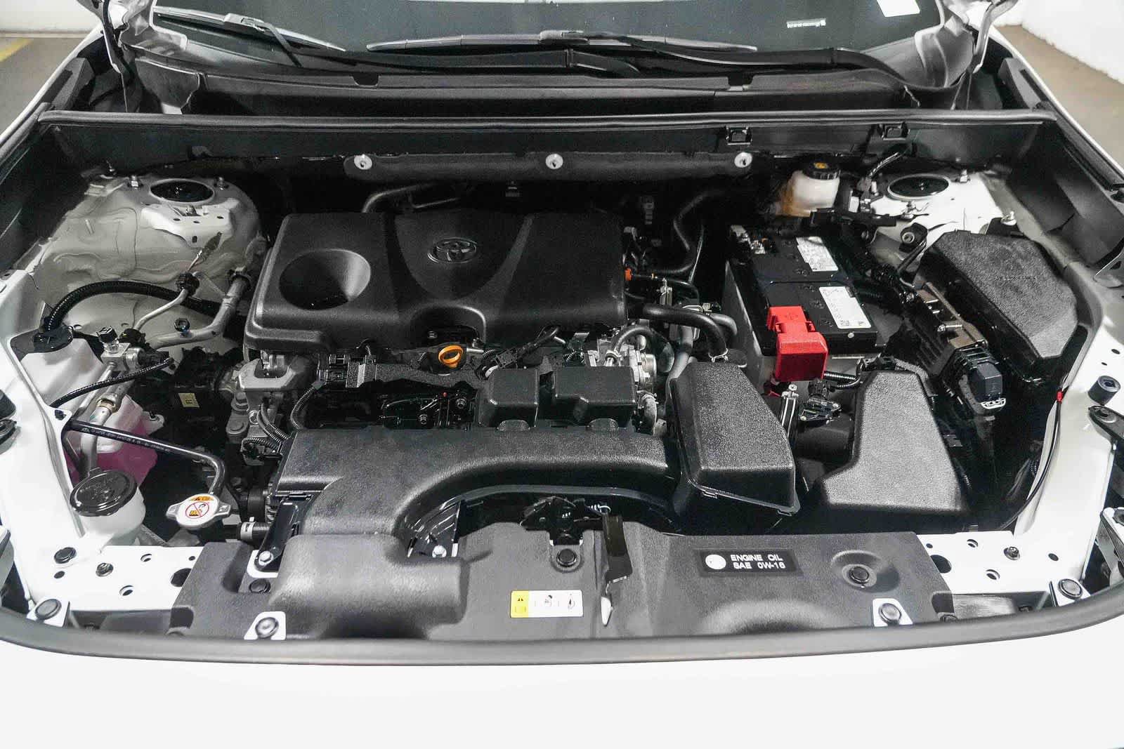 Certified 2025 Toyota RAV4 LE FWD image 28