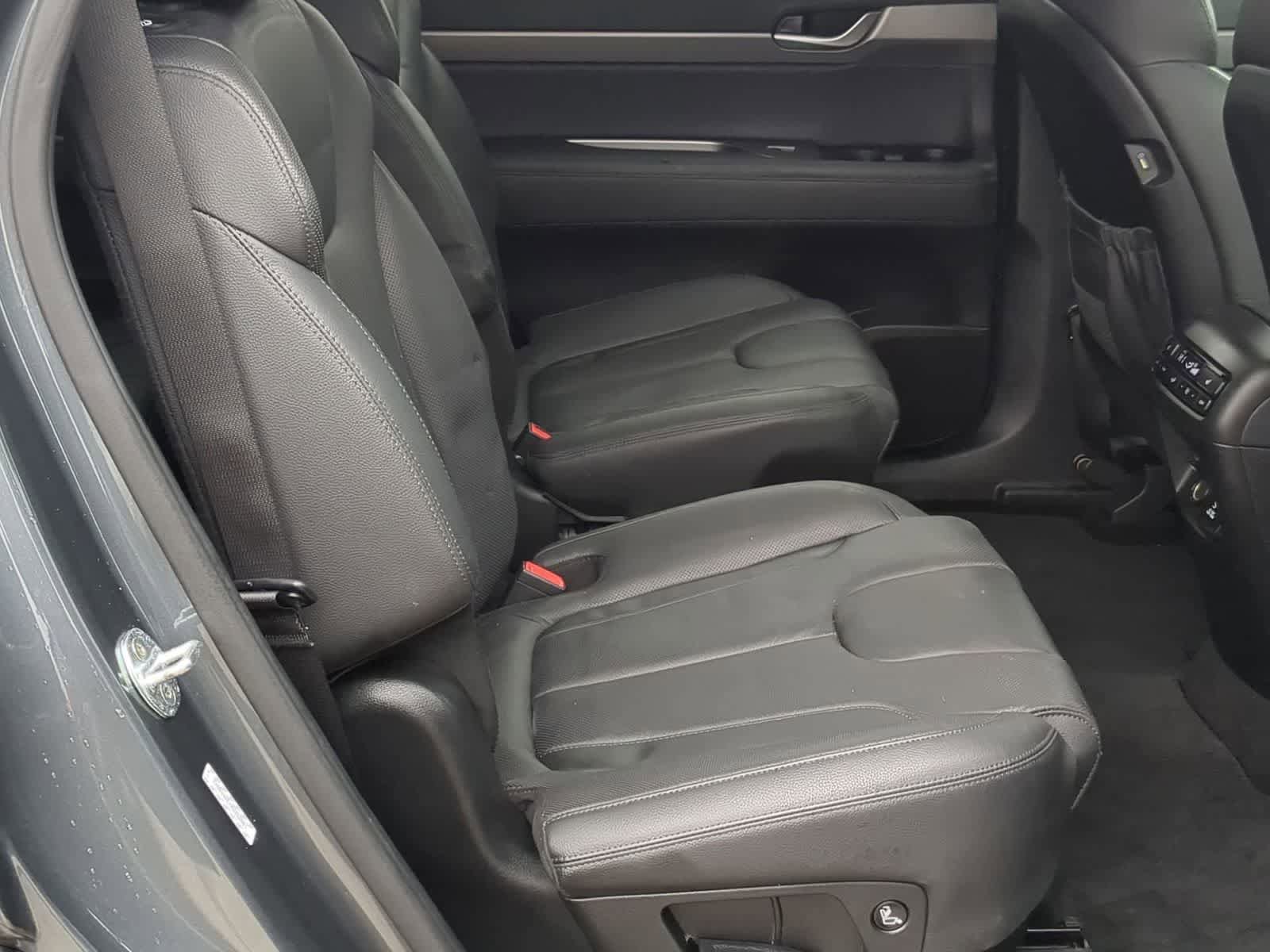 Used 2022 Hyundai Palisade SEL w/ Premium Package image 20