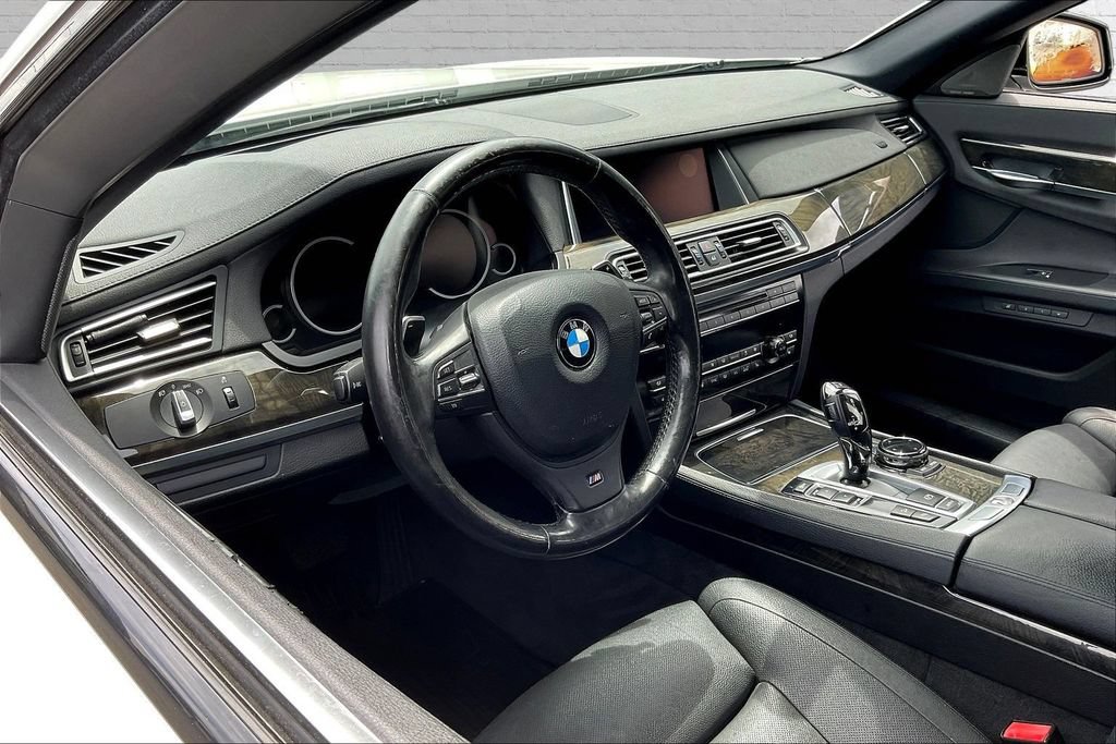 Used 2014 BMW 740Li xDrive AWD/4WD image 14
