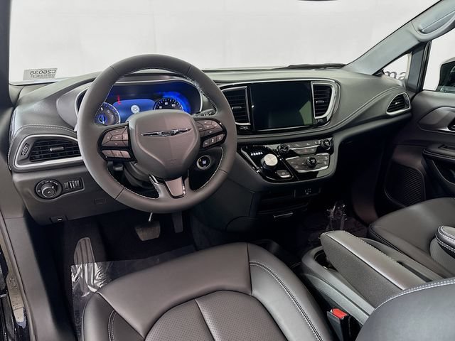 New 2026 Chrysler Pacifica Select w/ S Appearance Package FWD image 21