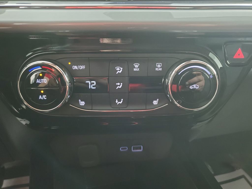 New 2026 Chevrolet Trax LT FWD image 24
