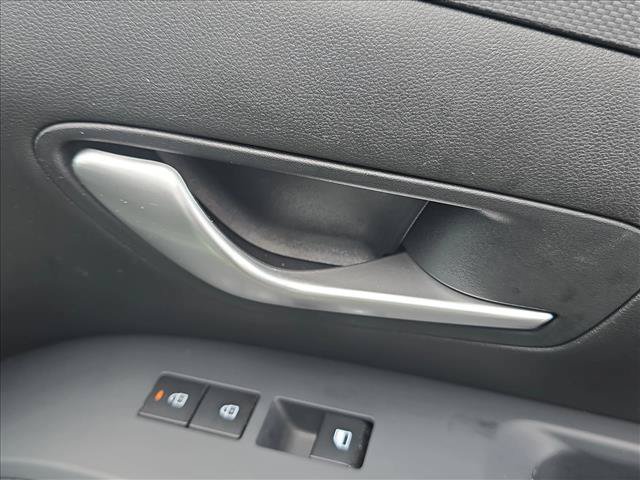 Used 2025 Hyundai Santa Cruz SE FWD image 25