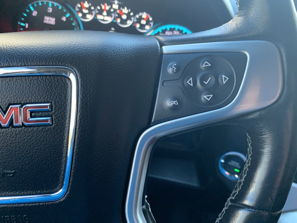 Used 2019 GMC Yukon XL SLT w/ Graphite Performance Edition image 17