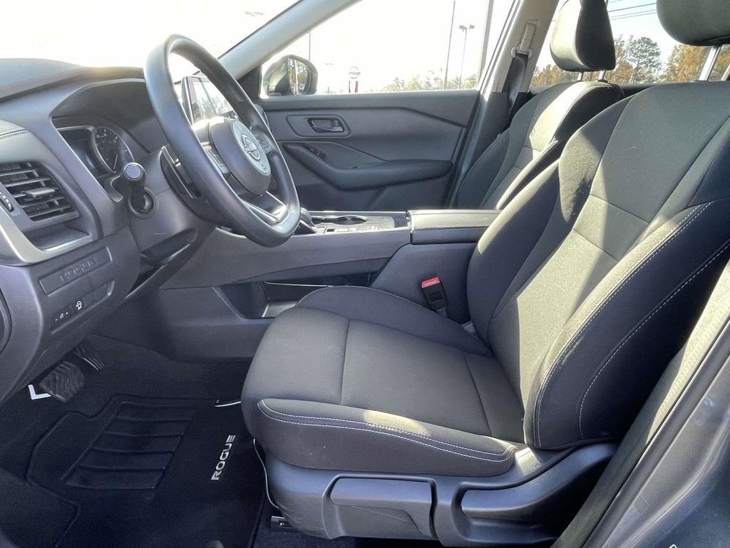 Used 2024 Nissan Rogue S image 12