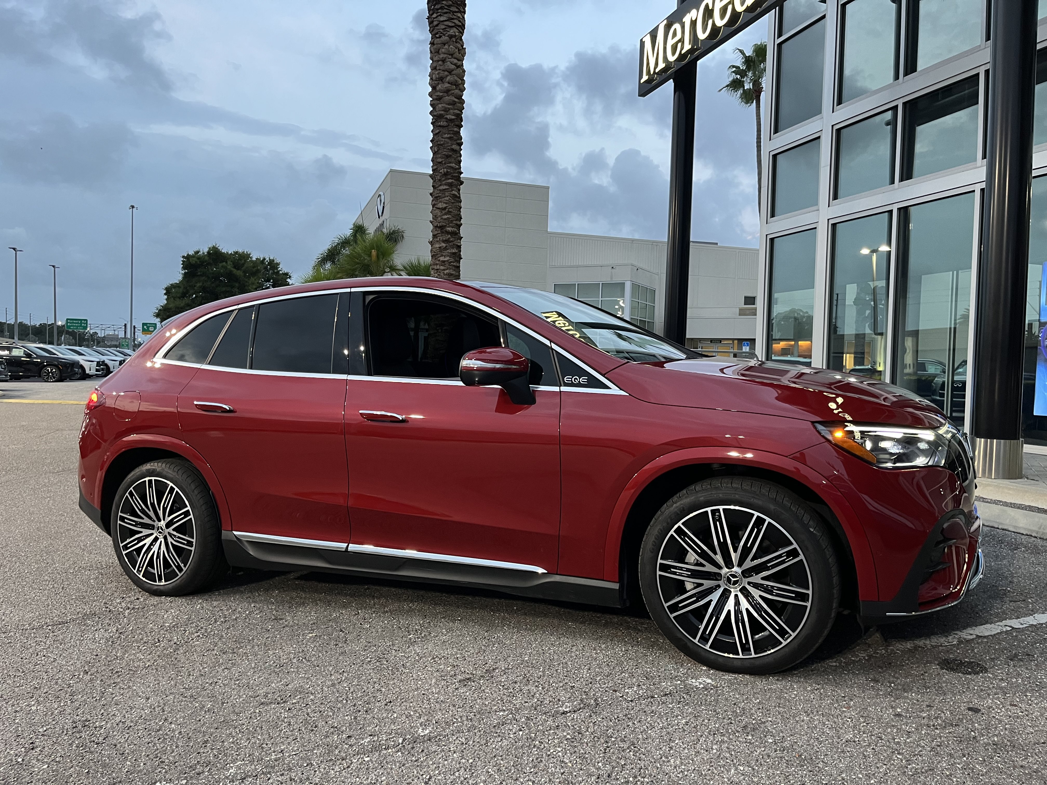 New 2026 Mercedes-Benz EQE 320+ SUV image 9